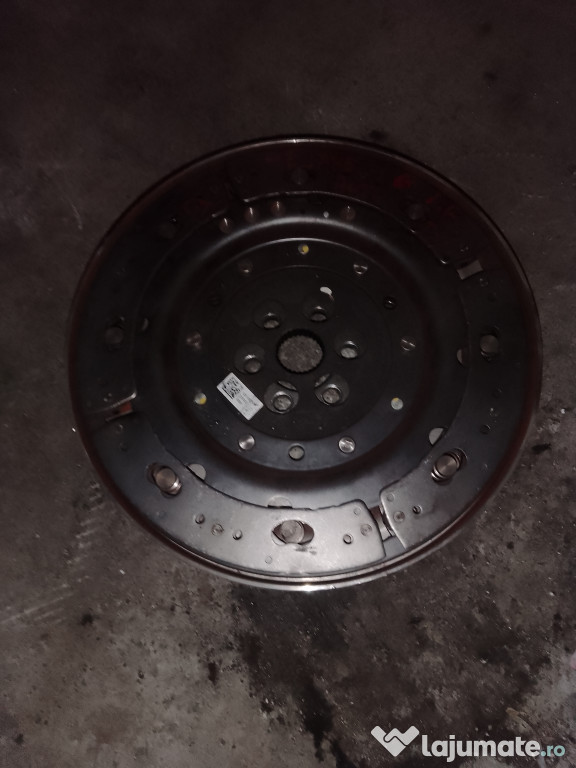 Volanta cutie automata Renault Megane 4 1.6 Benzina 2016