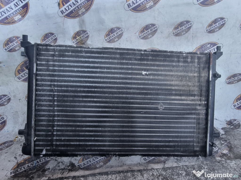 Radiator apa Volkswagen Golf 5 2.0 Motorina 2008