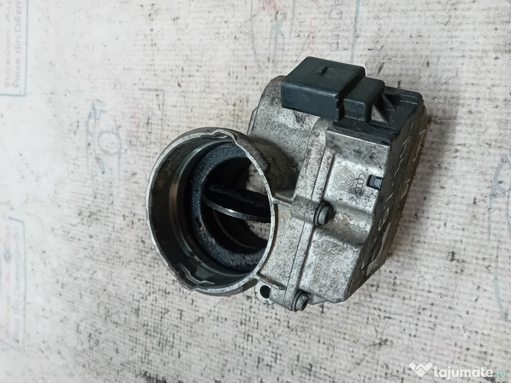 Clapeta acceleratie Audi A4 B7 1.9 Motorina 2007