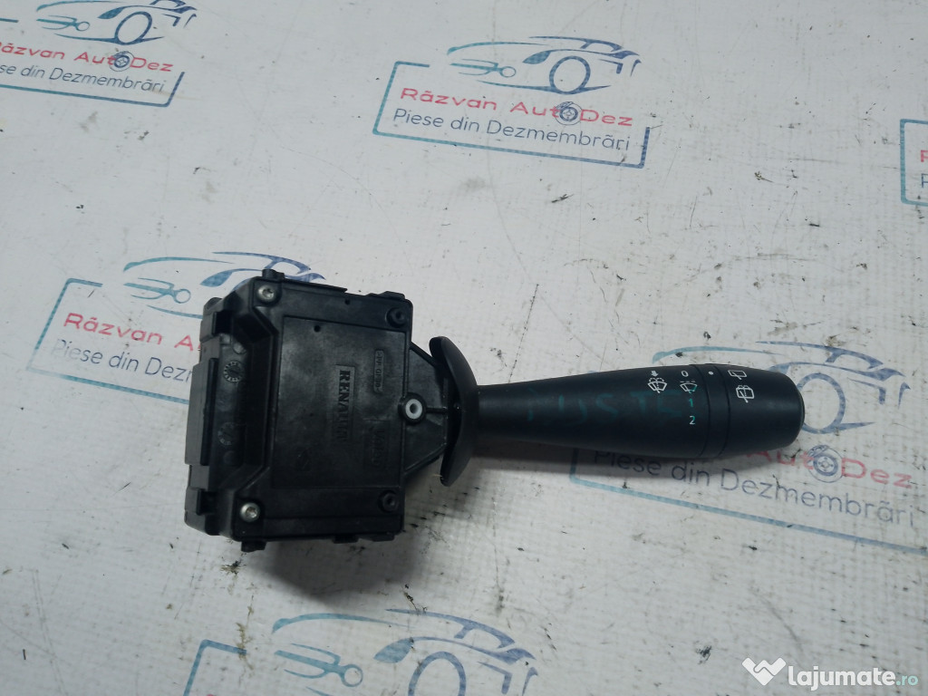 Maneta stergatoare Dacia Duster 2013