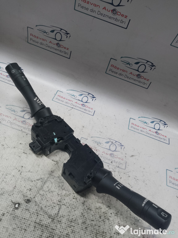 Manete Nissan Juke 2011