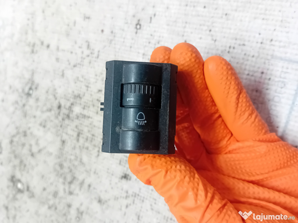 Buton intensitate luminii Skoda Fabia 2011