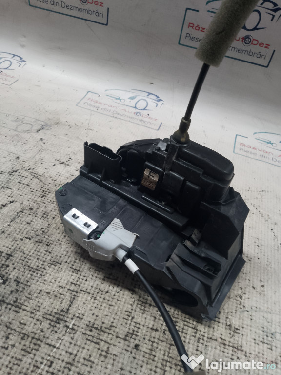 Broasca stanga fata Renault Kadjar 2018