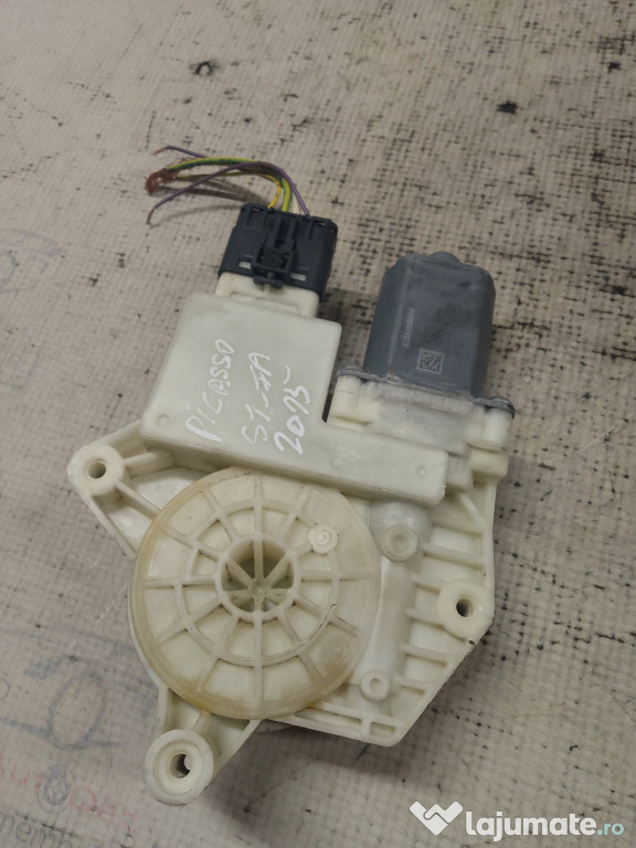 Motoras macara stanga fata Citroen Picasso 2015