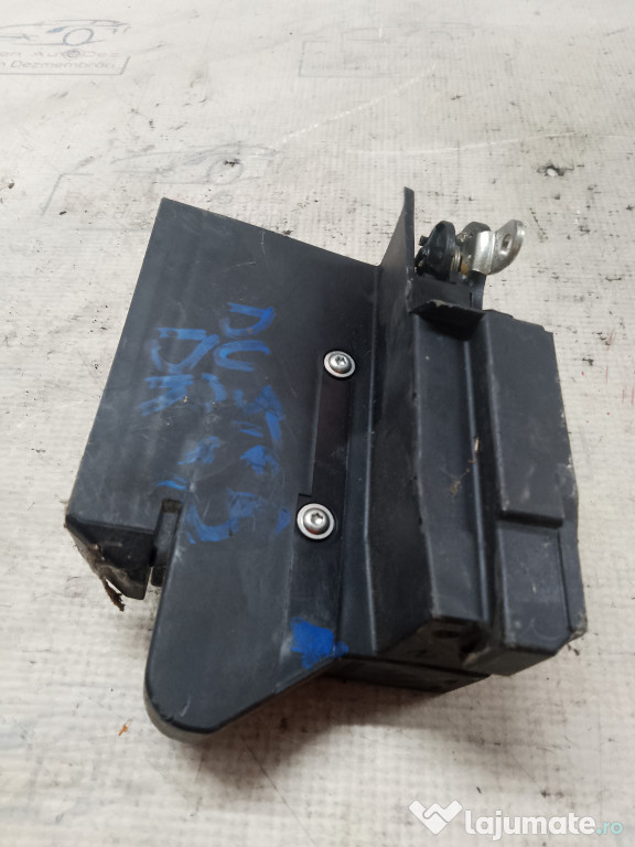 Broasca dreapta spate Dacia Duster 2013