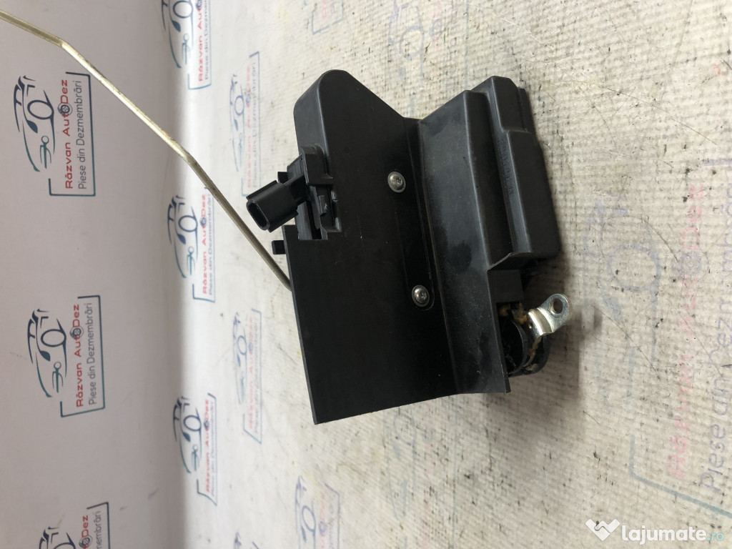 Broasca stanga spate Dacia Sandero 2 2019