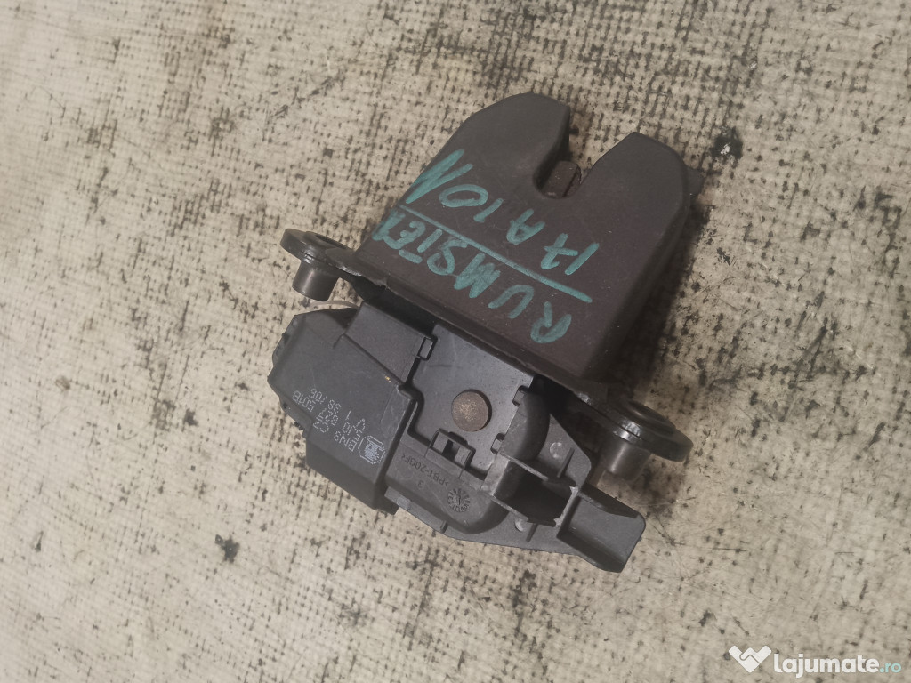 Broasca hayon Skoda Roomster 2008