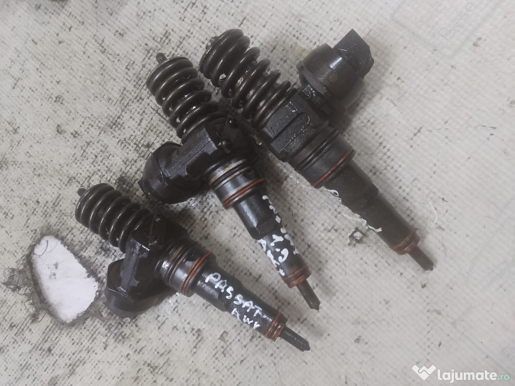 Injector Volkswagen Passat B6 1.9 2007