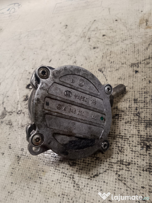 Pompa vacuum Mercedes C 220 2008