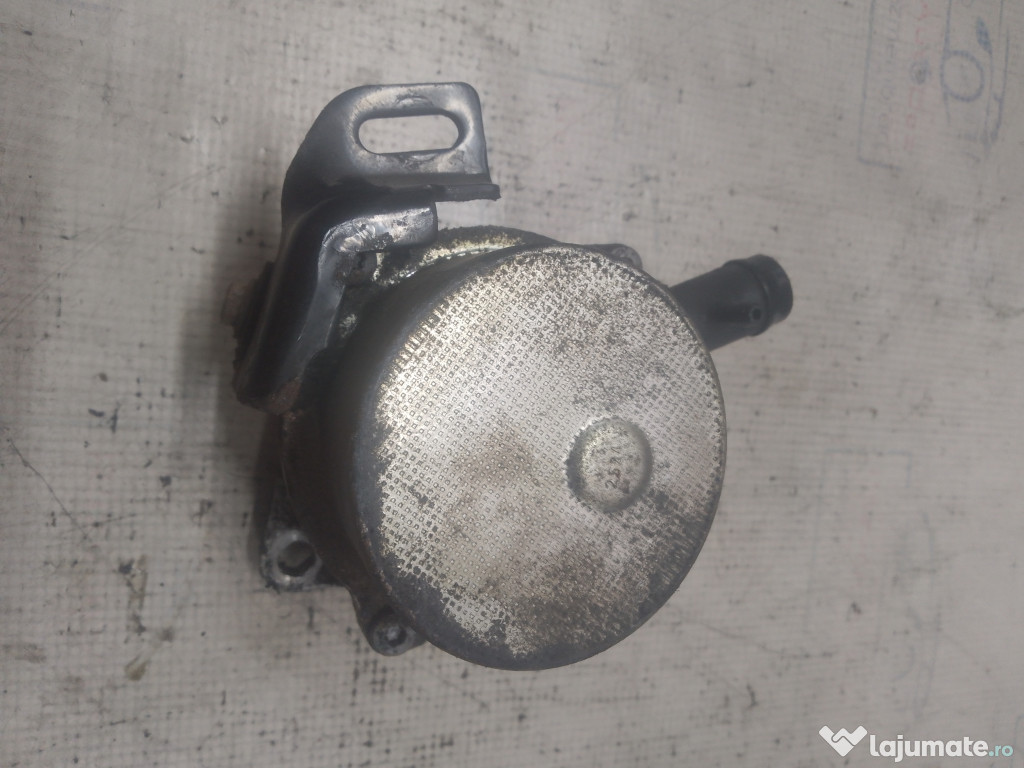 Pompa vacuum Dacia Logan 1.5 2012