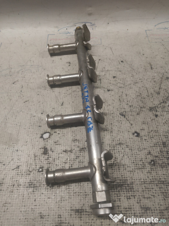 Rampa injectie Volkswagen Jetta Benzina 2012