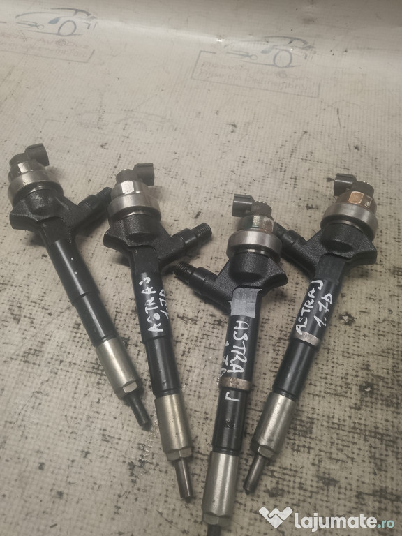 Injector Opel Astra J 1.7 Motorina 2011