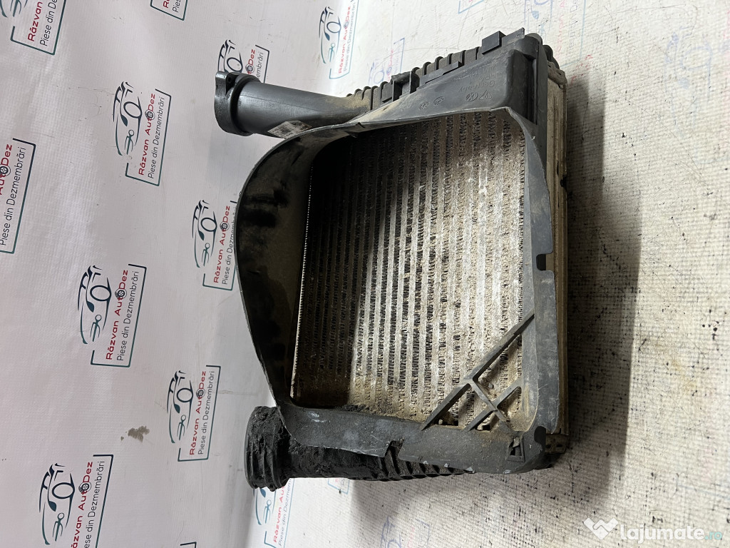Intercooler dreapta Volkswagen Touareg 2005