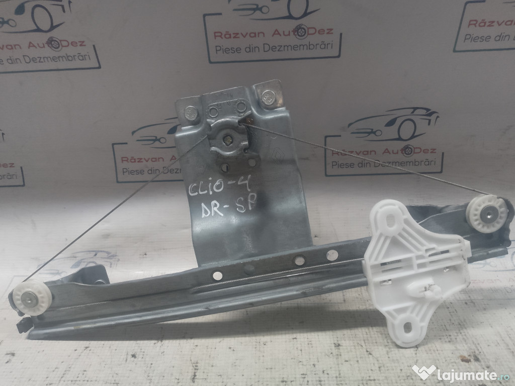 Macara geam dreapta spate Renault Clio 4 2017