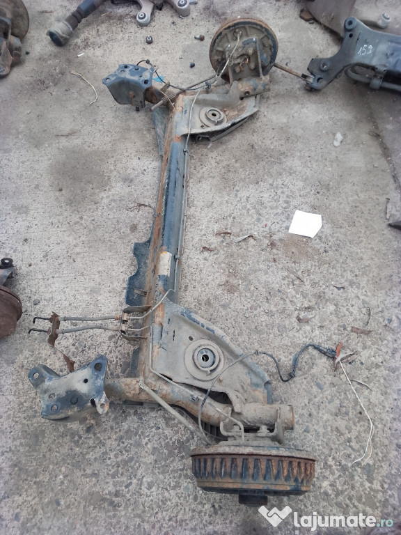 Punte spate Renault Clio 4 Hatchback 1.6 Motorina 2013