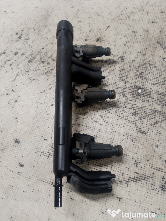 Rampa plus injectoare Citroen C3 1.2 Benzina 2018