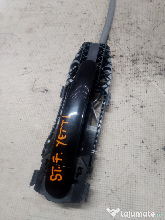 Maner exterior stanga fata Skoda Yeti 2011