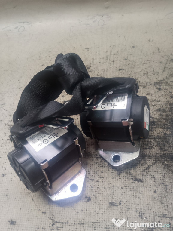 Set centuri spate stanga-dreapta BMW X1 2011