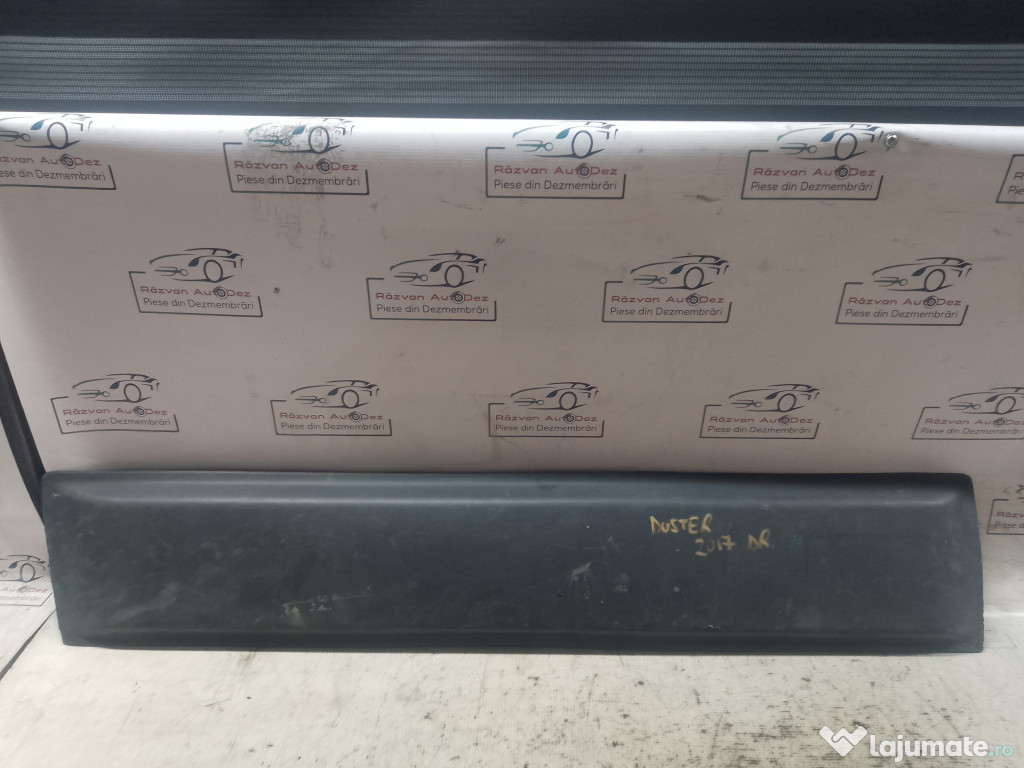 Bandou usa dreapta fata Dacia Duster 2017