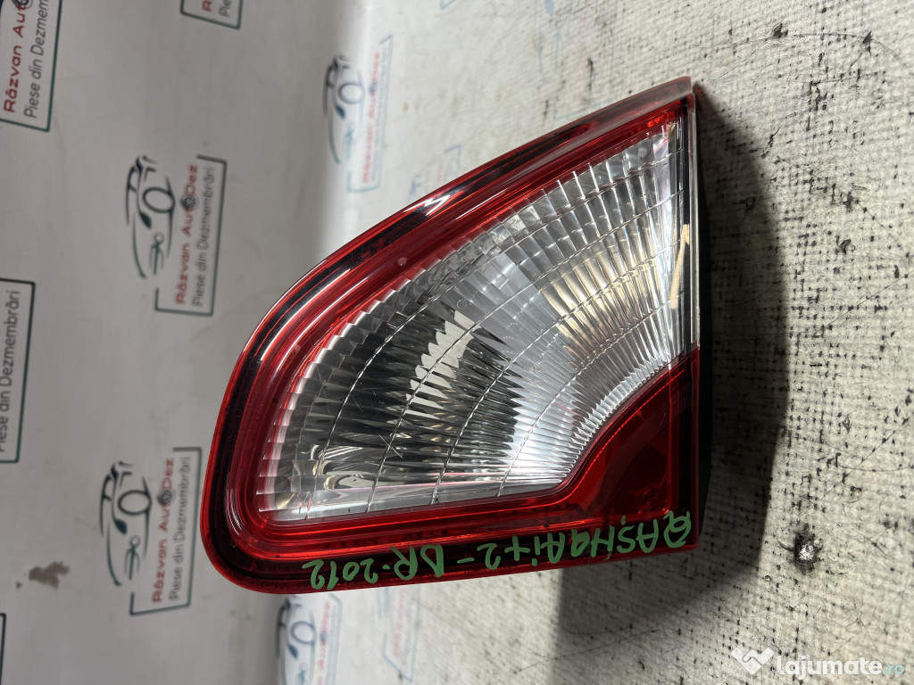 Stop dreapta hayon Nissan Qashqai+2 2012