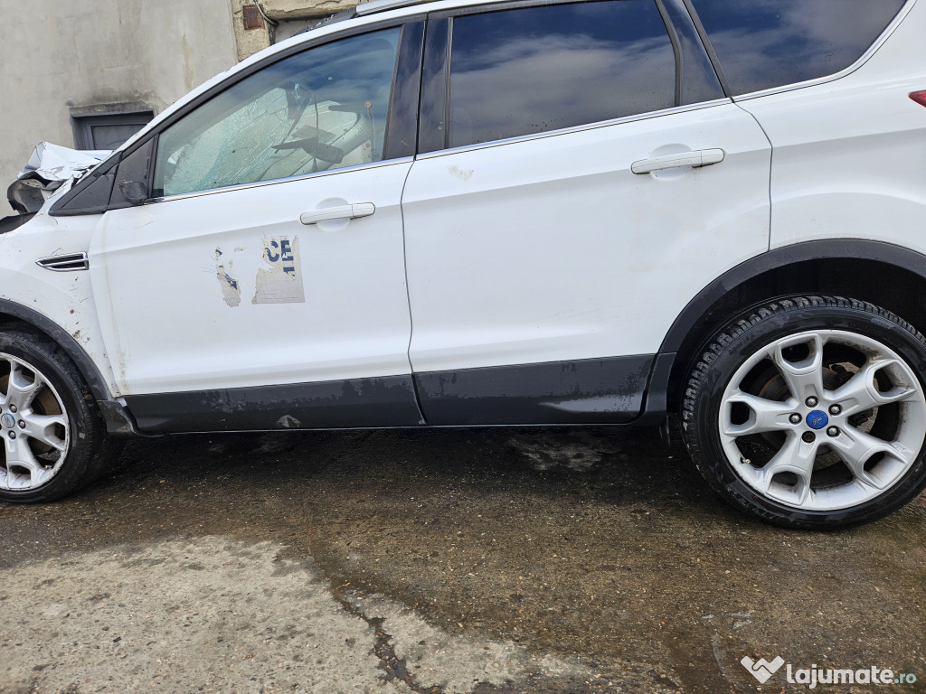 Prag stanga plastic Ford Kuga 2014