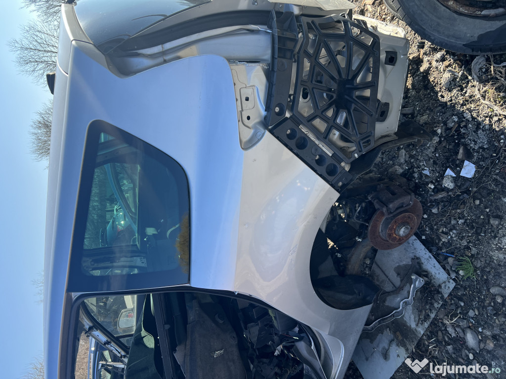 Aripa Stanga Spate Renault Scenic 2014