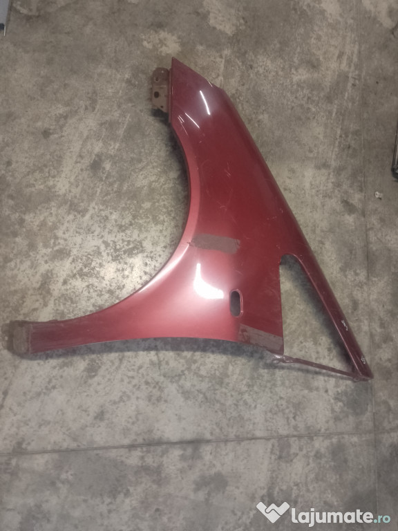 Aripa Stanga Fata Ford Galaxy 2003