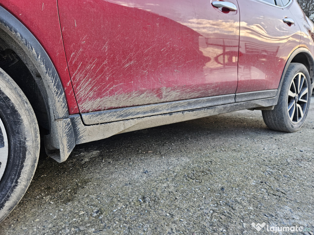 Prag stanga plastic Nissan X-Trail 2015