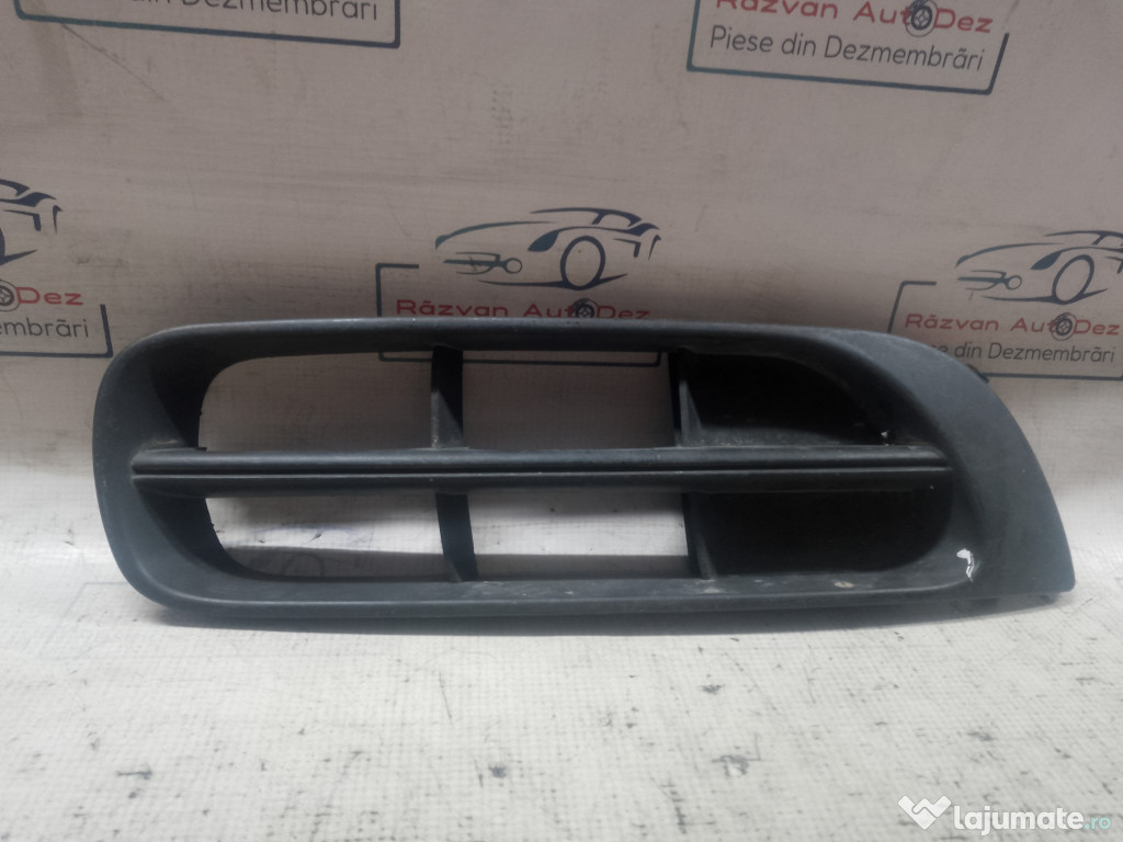 Grila proiector dreapta Skoda Fabia 2 2008