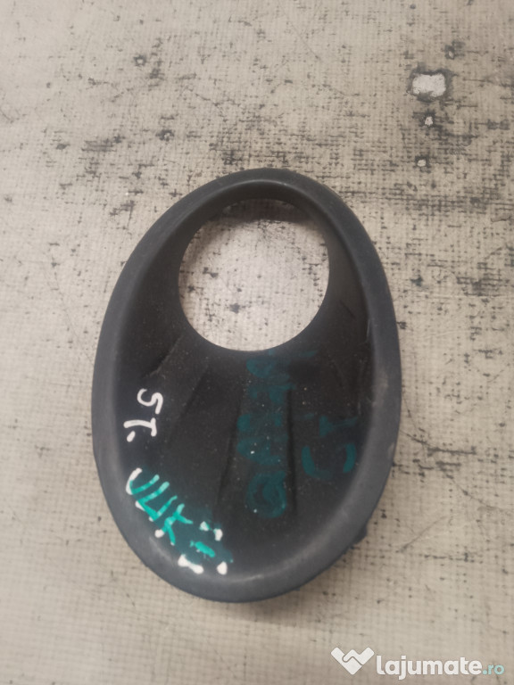 Grila proiector stanga Nissan Juke 2011