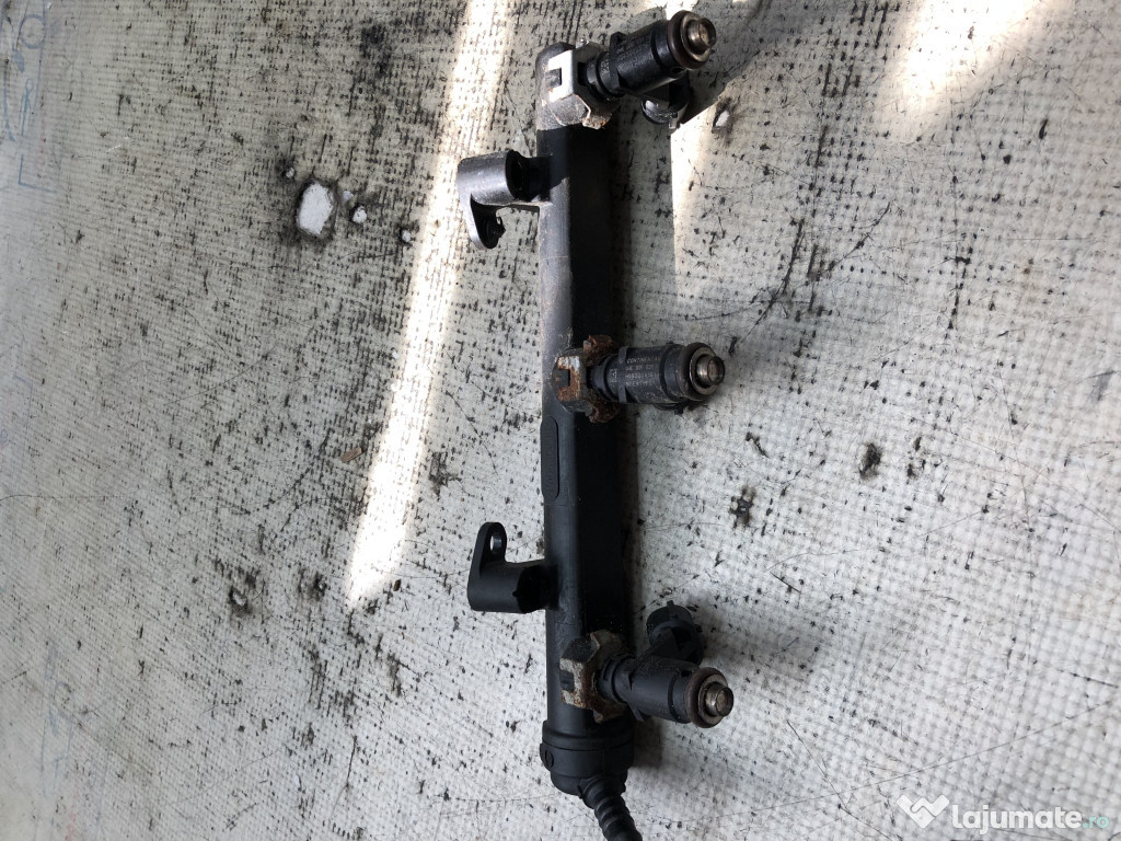 Rampa plus injectoare Skoda Fabia 3 1.0 Benzina 2016