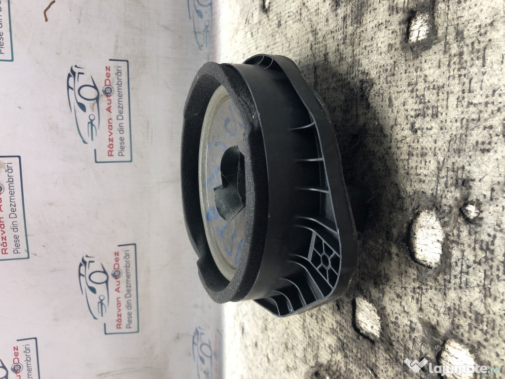 Boxa stanga spate Opel Astra J 2012