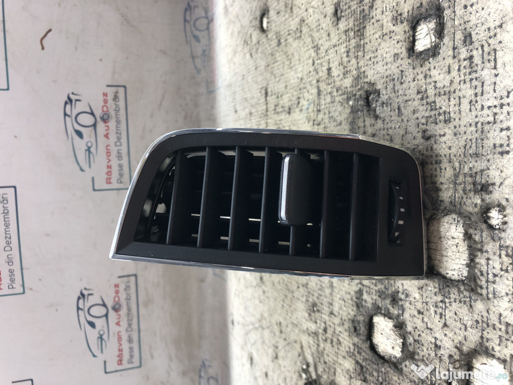 Grila ventilatie dreapta Skoda Karoq 2019