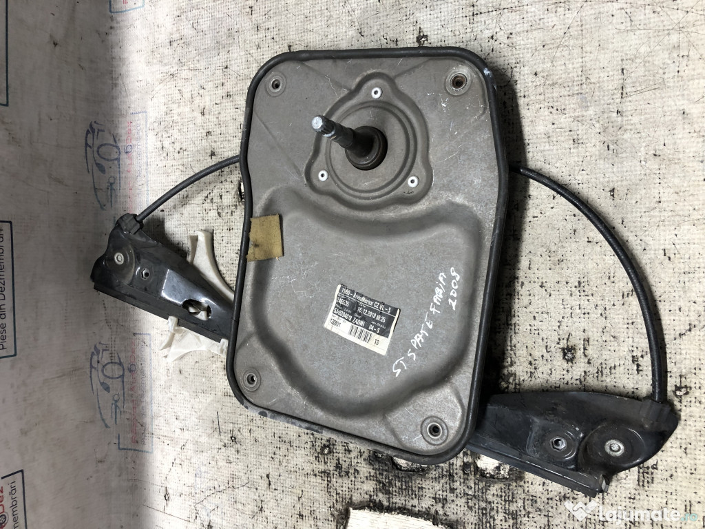 Macara geam stanga spate Skoda Fabia 2008