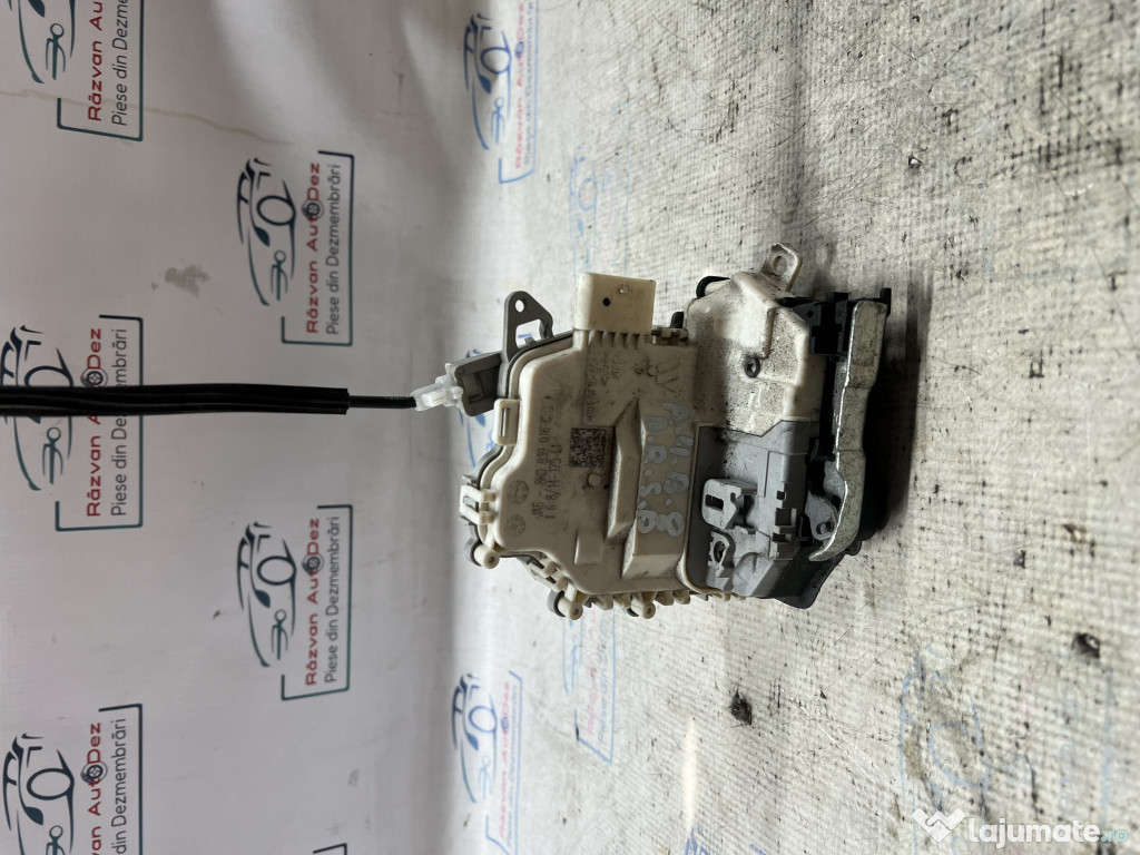 Broasca dreapta spate Audi A4 B8 Berlina 2012