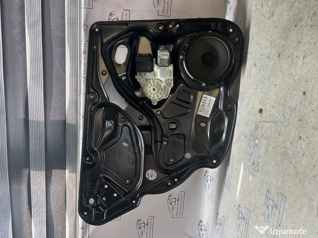 Macara geam stanga spate Volkswagen Passat B7 2012