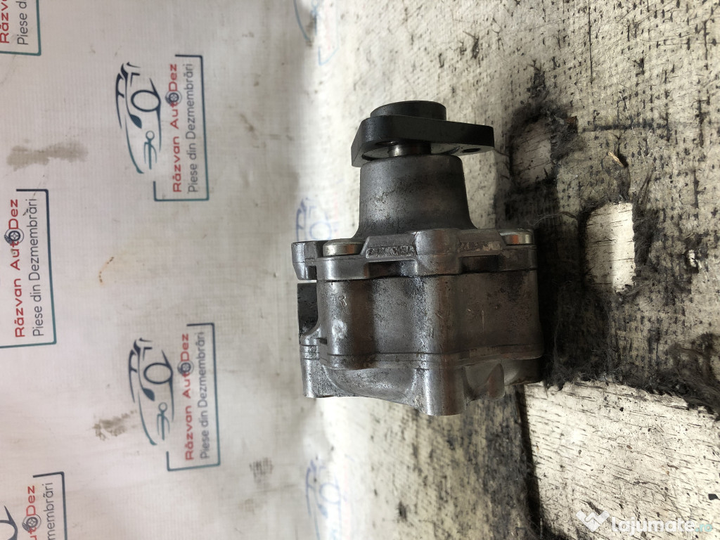 Pompa servodirectie Volkswagen Touareg 3.0 Motorina 2013