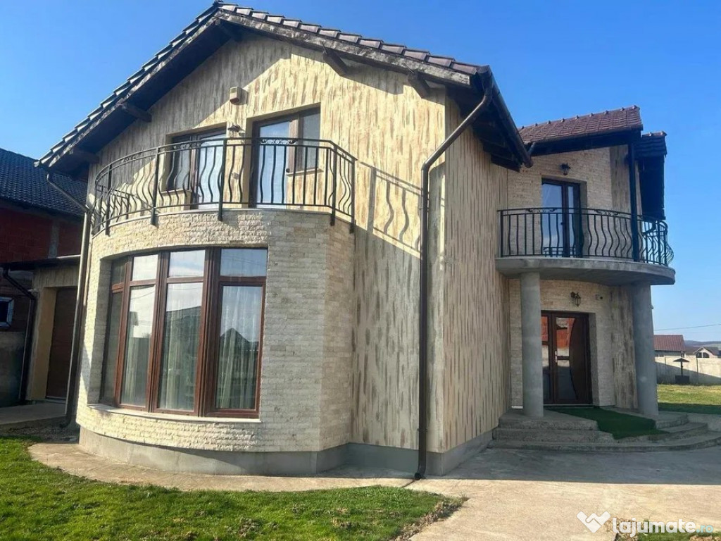 Vând casă P+M, la 5 km de Oradea, în Oșorhei, la doar 750 E mp