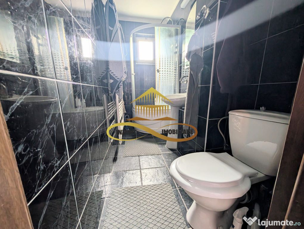 De vanzare apartament 3 camere, zona Tic Tac