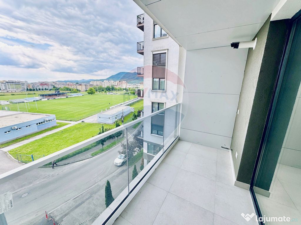 Două camere, apartament ultracentral de închiriat