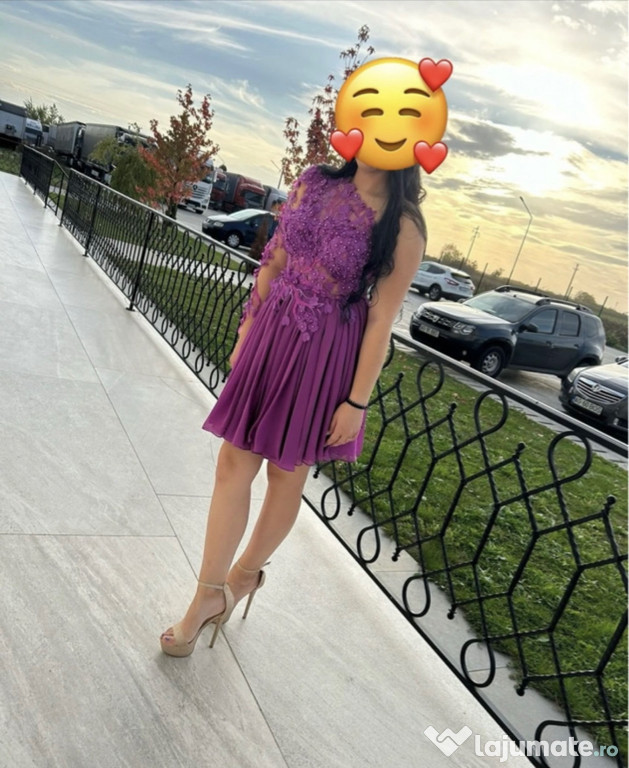 Rochie scurta, de zi sau seara