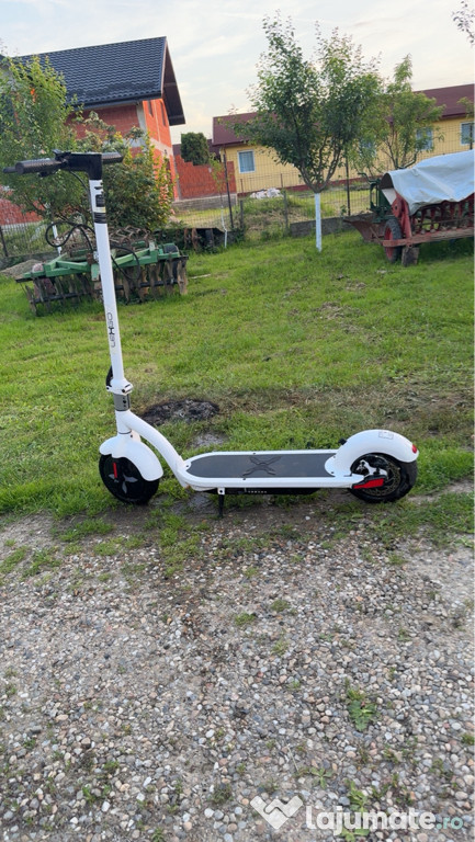 Vând trotinetă electrică lexgo A10 pro