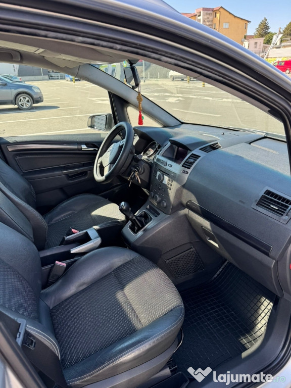 Vând Opel Zafira 1.9 CDTI, 7 locuri, an fabricație 2005