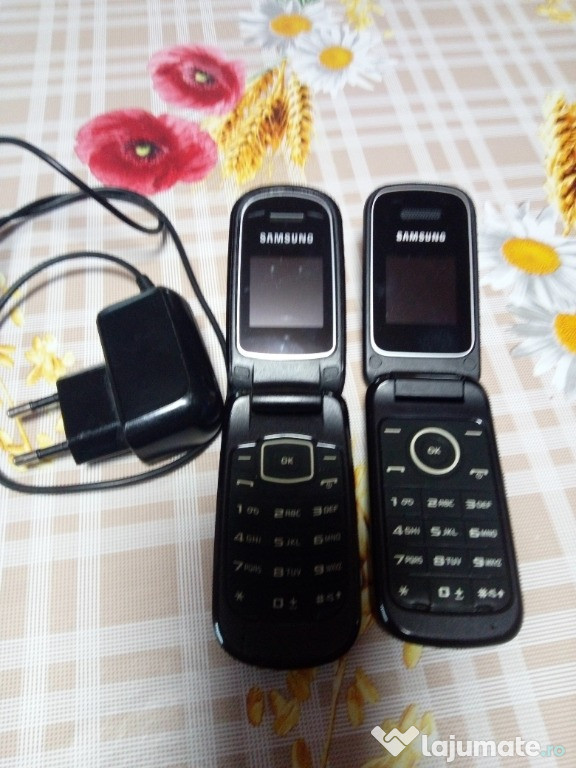Telefon cu clapet Samsung