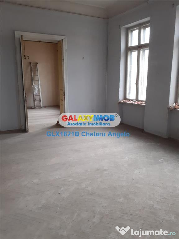 Unirii-11 Iunie,apartament in vila 5 camere ,suprafata 170 m