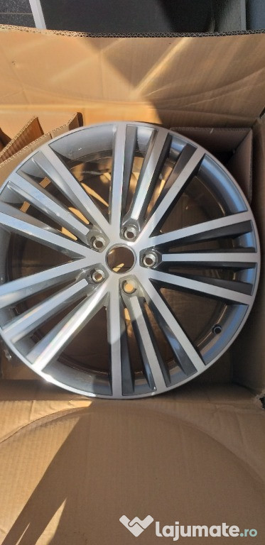 Janta auto 19" pentru Skoda Superb