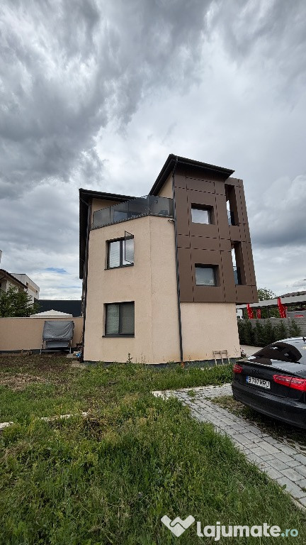 Vile înșiruite de vânzare – Zona Metalurgiei / Drumul Binelui