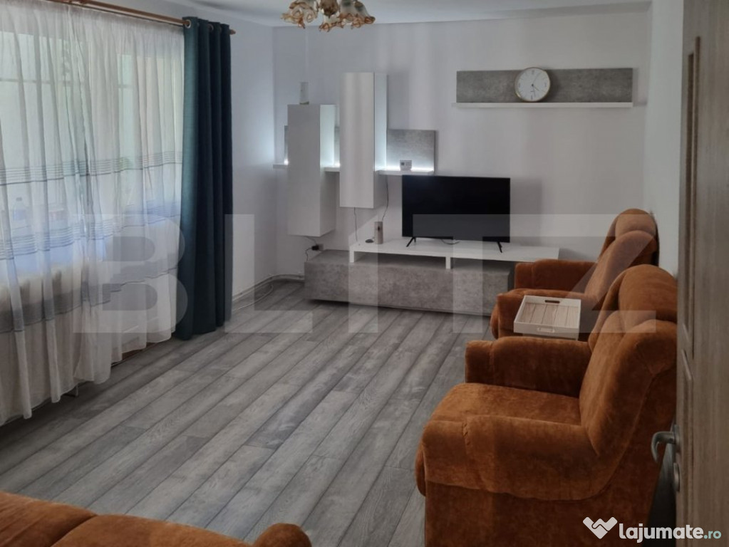 Apartament 3 camere decomandate, etaj 1, 71mp, strada Parang