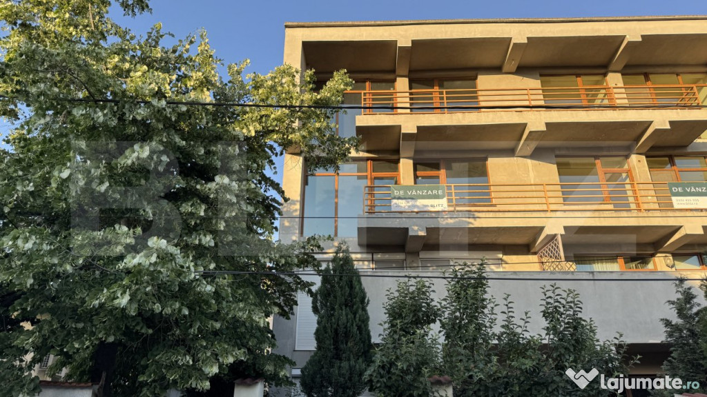 Penthouse în casă la roșu, 144 mp utili cu 113 mp terasă