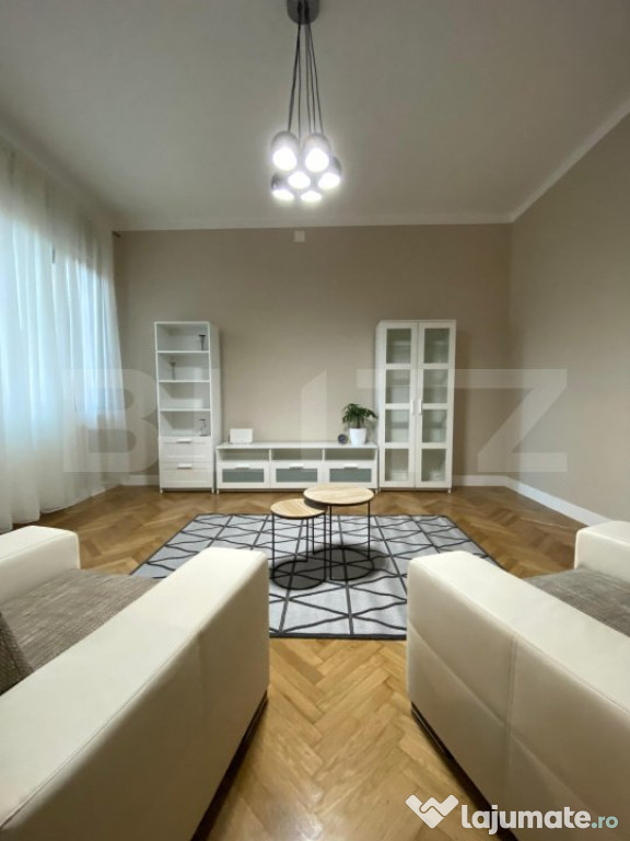 Apartament cu farmec interbelic și utilitate modernă – z